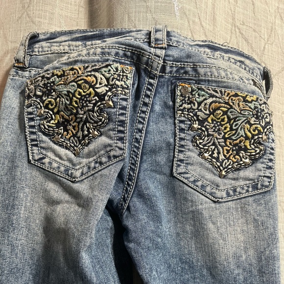 MISS ME DAYDREAM FLOWERS BOOT CUT JEANS - Picture 3 of 13